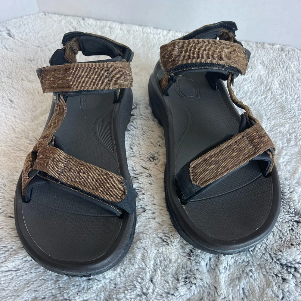 Teva HURRICANE XLT2 Men Size 8 Brown and black color .